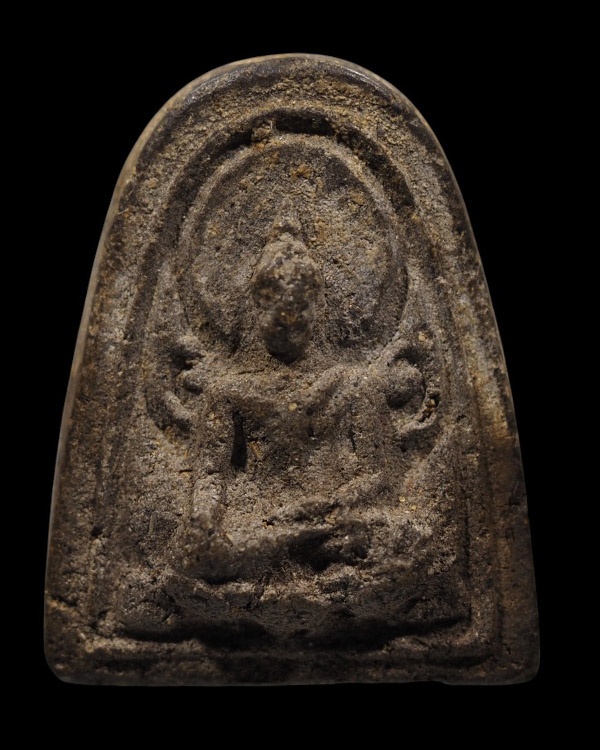 พระเนื้อว่านพิมพ์กลีบบัว หลวงพ่อเหลือ วัดสร้อยทอง เนื้อว่านผสมผงพุทธคุณ สร้างแจกช่วงสงครามอินโดจีน โ - 2