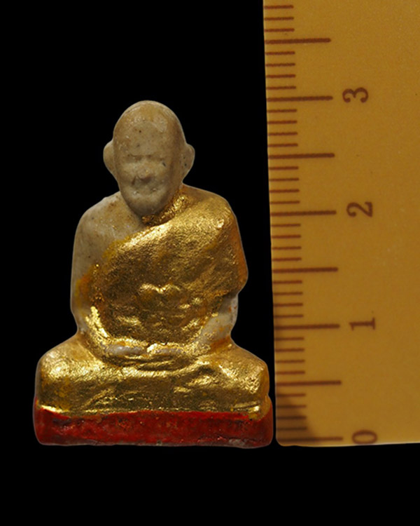 พระผงรูปเหมือนหลวงปู่เผือก วัดกิ่งแก้ว จ.สมุทรปราการ ปี12 (ผสมอัฐิหลวงปู่เผือก) เนื้อผงปิดทองเดิม ฐา - 4