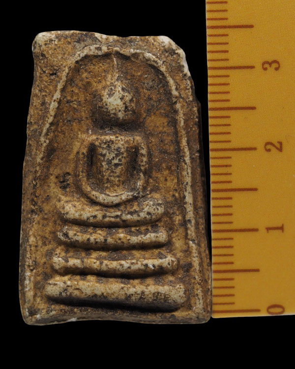 พระสมเด็จ เนื้อหาลงกรุ สภาพเก่าๆ ตามเนื้อหาคือน่าจะเป็นพระ กรุวัดยาง ธนบุรี แต่องค์นี้สภาพขอบมุม - 4