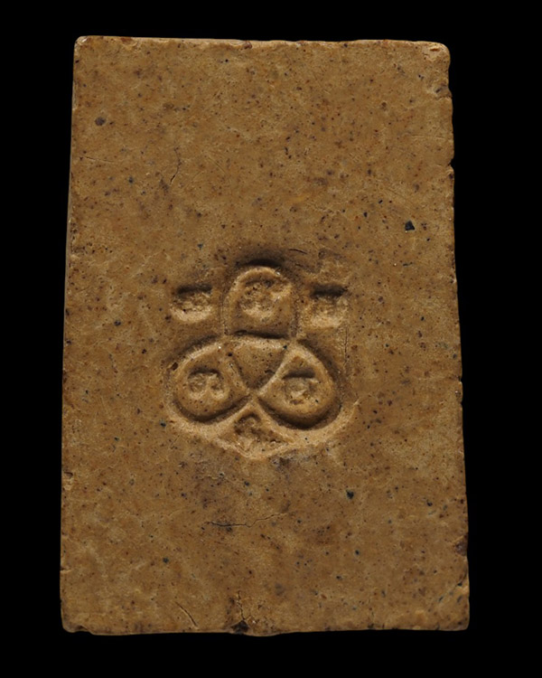 พระสมเด็จพิมพ์พระประธาน หลังยันต์ใบพัด หลวงปู่ธูป วัดแคนางเลิ้ง กรุงเทพฯ  ยุคต้นสอดตะกรุดเงิน  1 ดอก - 3