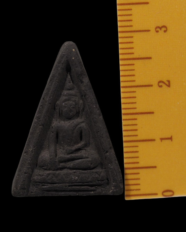 พระผงพิมพ์สมเด็จนางพญา หลวงพ่อกล้าย วัดหงส์รัตนาราม บางกอกใหญ่ ธนบุรี (กรุงเทพฯ) ยุคปี ๒๔๘๕ เนื้อนี้ - 4