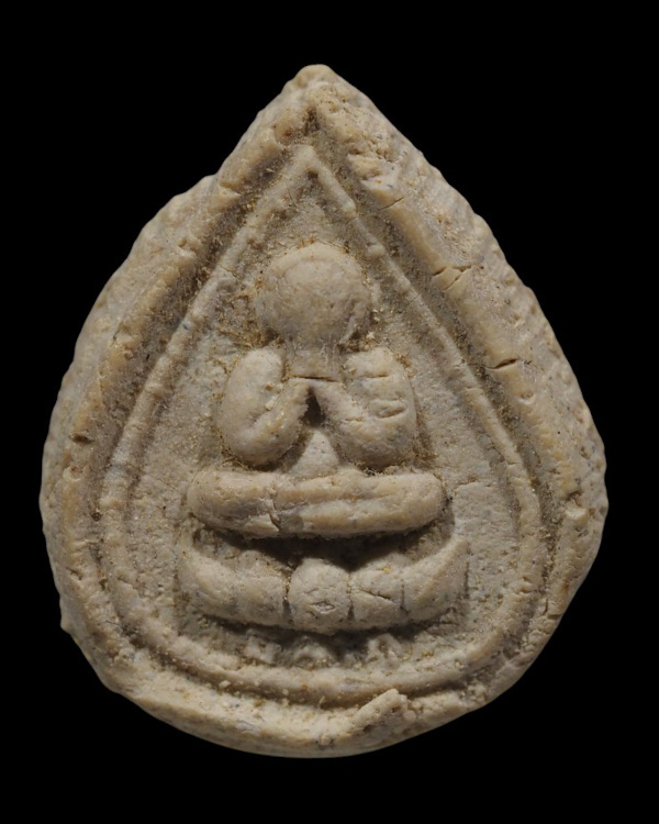 พระปิดตามีลาภ ยุคต้น หลวงพ่อแช่ม วัดดอนยายหอม จ.นครปฐม ปี 2514 พระปิดตามีลาภ ซึ่งเป็นพระปิดตายุคแรก - 2