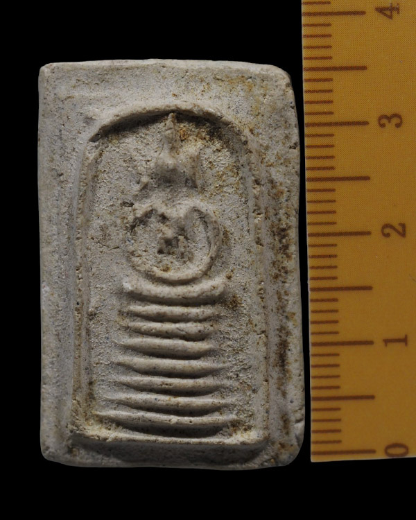 พระสมเด็จ 7 ชั้นอกร่องหูบายศรี เนื้อผง หลวงปู่เผือก พิมพ์ หลังยันต์ ออกวัดสลุด สร้างปี 249..กว่าๆ มว - 4