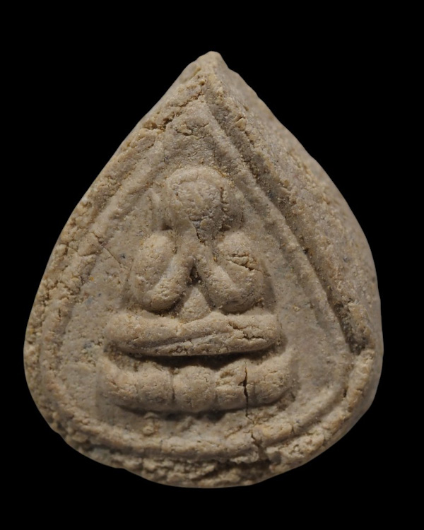 พระปิดตามีลาภ ยุคต้น หลวงพ่อแช่ม วัดดอนยายหอม จ.นครปฐม ปี 2514  พระปิดตามีลาภ ซึ่งเป็นพระปิดตายุคแรก - 2