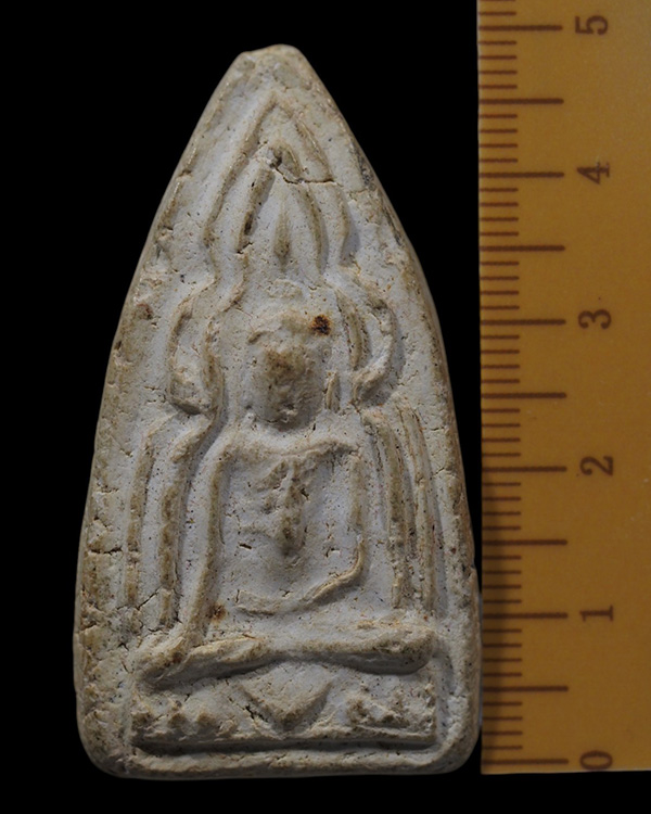 พระเนื้อผงพิมพ์โคนสมอ  ผงหลวงปู่เผือก วัดกิ่งแก้ว เนื้อผงเก่า ปี 2502 จ.สมุทรปราการ เนื้อจัด ผสมมวลส - 4