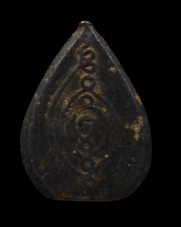 พระพิมพ์ปางไสยาสน์ (พระประจำวันอังคาร) หลวงพ่อเดิม วัดหนองโพ จ.นครสวรรค์ พิมพ์กลีบบัว หลังยันต์ เนื - 3