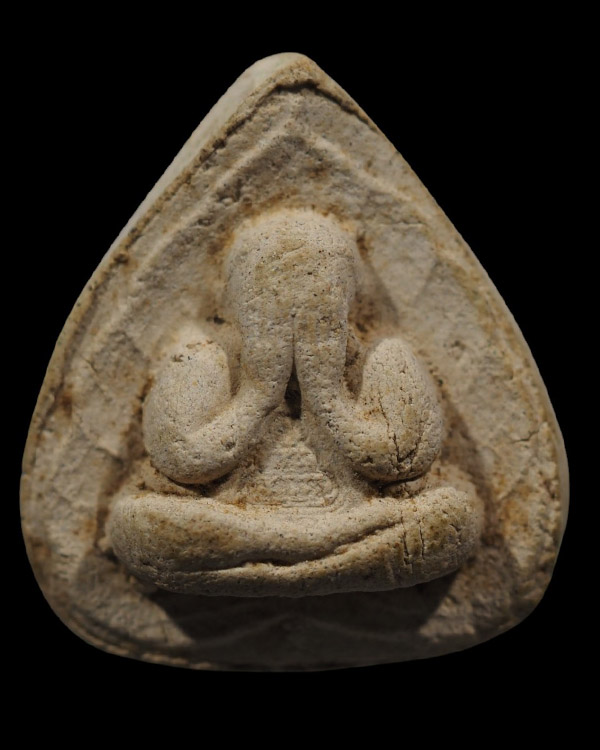 พระปิดตาผงพิมพ์ใบโพธิ์ใหญ่ หลังยันต์น้ำเต้า วัดบ่อวิน จ.ชลบุรี พระชุดนี้หลวงปู่ทิม ท่านได้มอบมวลสารศ - 5