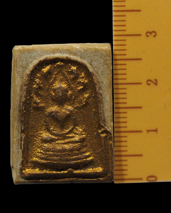 พระผงน้ำมันพิมพ์นาคปรก(หายาก) หลังยุทธหัตถี วัดดอนเจดีย์ จ.สุพรรณบุรี เนื้อผงน้ำมัน ปี 2514 - 4