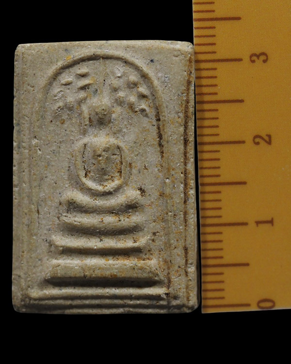 พระสมเด็จหลังหลังกดพิมพ์รูปเหมือนหลวงปู่เผือก วัดกิ่งแก้ว เนื้อผสมผงเก่า มวลสารเก่า ปี ๒๕๑๔-๑๕ หลวง - 4