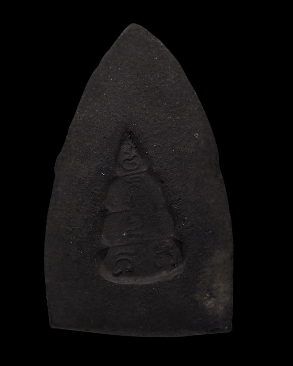 พระผงพิมพ์ชินราช พิมพ์กลาง หลวงพ่อกล้าย วัดหงส์รัตนาราม บางกอกใหญ่ ธนบุรี (กรุงเทพฯ) ยุคปี ๒๔๘๕ เนื้ - 3