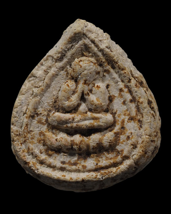 พระปิดตามีลาภ ยุคต้น หลวงพ่อแช่ม วัดดอนยายหอม จ.นครปฐม ปี 2514  พระปิดตามีลาภ ซึ่งเป็นพระปิดตายุคแรก - 2