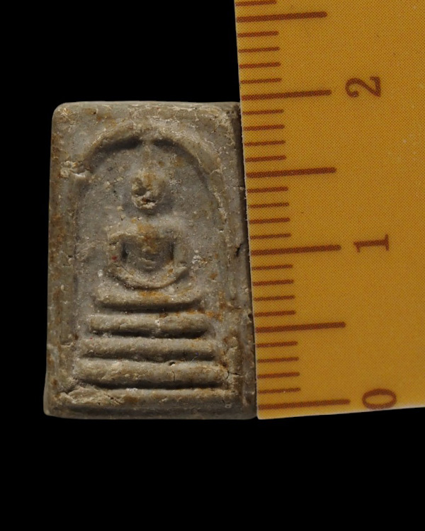 พระผงพิมพ์คะแนนเนื้อเทา วัดประสาทบุญญาวาส กรุงเทพฯ พิธีใหญ่ ปี ๒๕๐๖ มวลสารผสมผงวัดระฆัง และสมเด็จบาง - 4