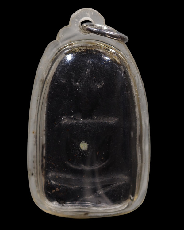 พระพิมพ์สามาธิ หูบายศรี พิมพ์ใหญ่ เนื้อสีดำ ด้านหลังกดลายนิ้วมือ พระเก่า ไม่ทราบที่  พระบ้าน    - 2