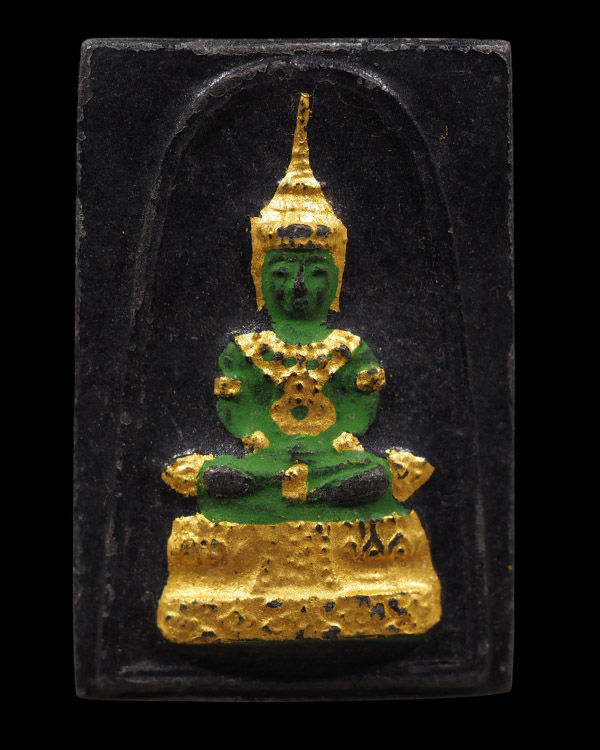 พระเนื้อผงพิมพ์พระแก้วมรกต พิมพ์ใหญ่ หลังยันต์น้ำเต้า ท่านเจ้าคุณนรฯ วัดเทพศิรินทร์ฯ ออกวัดศีลขันนธ์ - 2