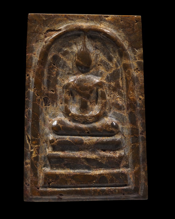 พระสมเด็จข้าวสารหิน รุ่นพิเศษ หนึ่งศตวรรษ หลวงปู่บุดดา ถาวโร วัดกลางชูศรีเจริญสุข จ.สิงห์บุรี ปี 253 - 2