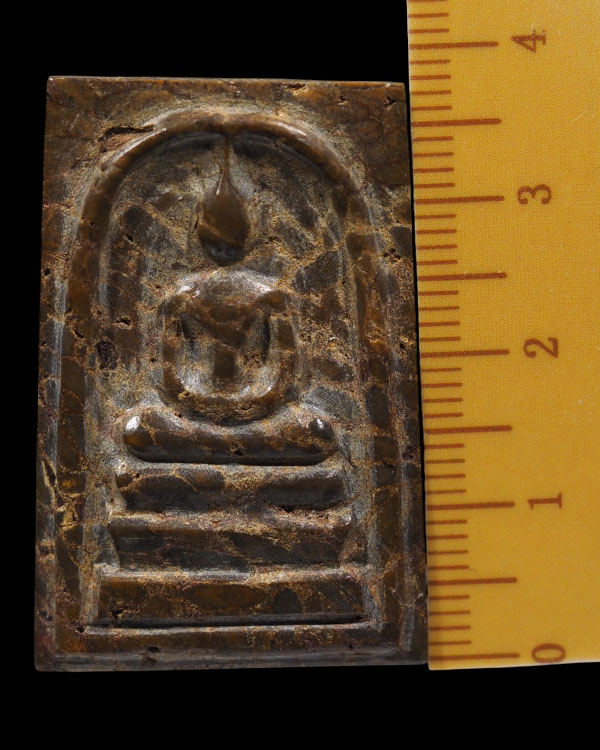 พระสมเด็จข้าวสารหิน รุ่นพิเศษ หนึ่งศตวรรษ หลวงปู่บุดดา ถาวโร วัดกลางชูศรีเจริญสุข จ.สิงห์บุรี ปี 253 - 4