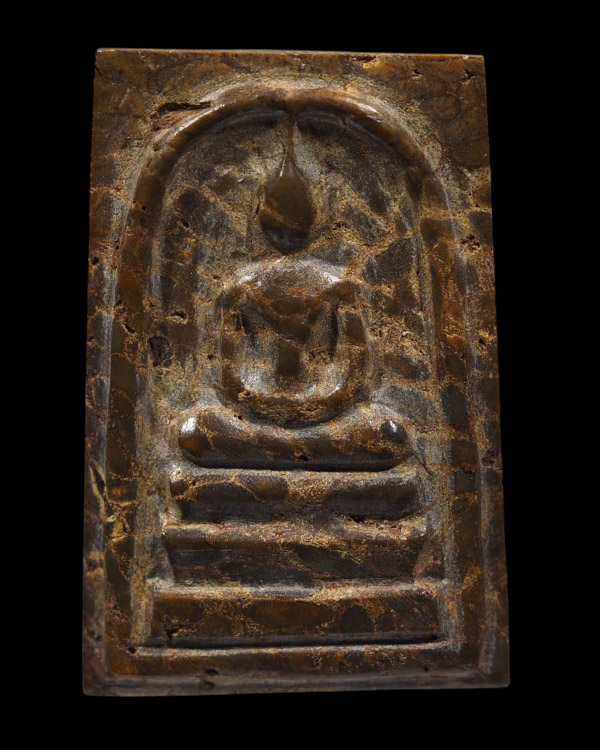 พระสมเด็จข้าวสารหิน รุ่นพิเศษ หนึ่งศตวรรษ หลวงปู่บุดดา ถาวโร วัดกลางชูศรีเจริญสุข จ.สิงห์บุรี ปี 253 - 5