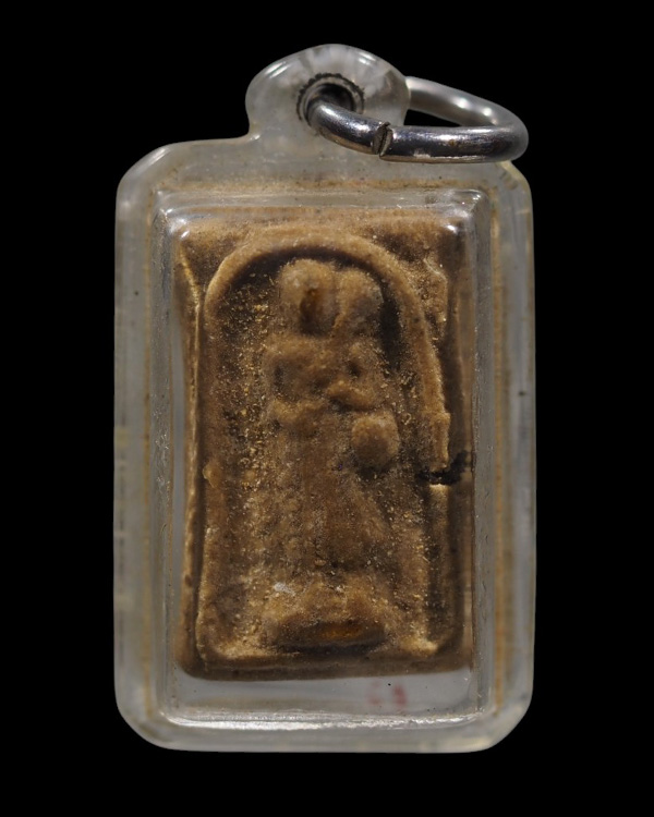 พระสีวลี พิมพ์เล็ก  หลวงพ่อแฉ่ง วัดบางพัง จ.นนทบุรี เนื้อผงน้ำมัน ปี 2495 เลี่ยมเก่า  น่าจะผ่านการแข - 5