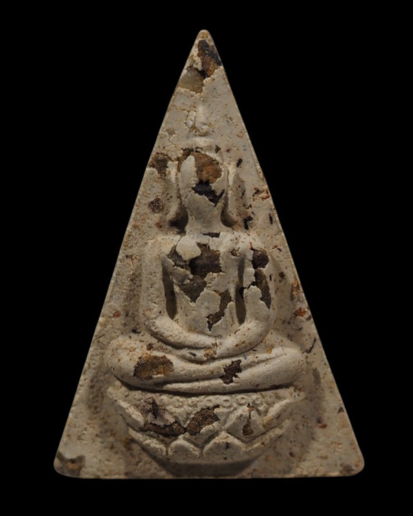 สมเด็จบางขุนพรหม  ย้อนยุค พิมพ์จิตรลดา วัดใหม่อมตรส สร้างขึ้นมาในปี พ.ศ.2547 รวมมวลสารเก่าพระสมเด็จบ - 2