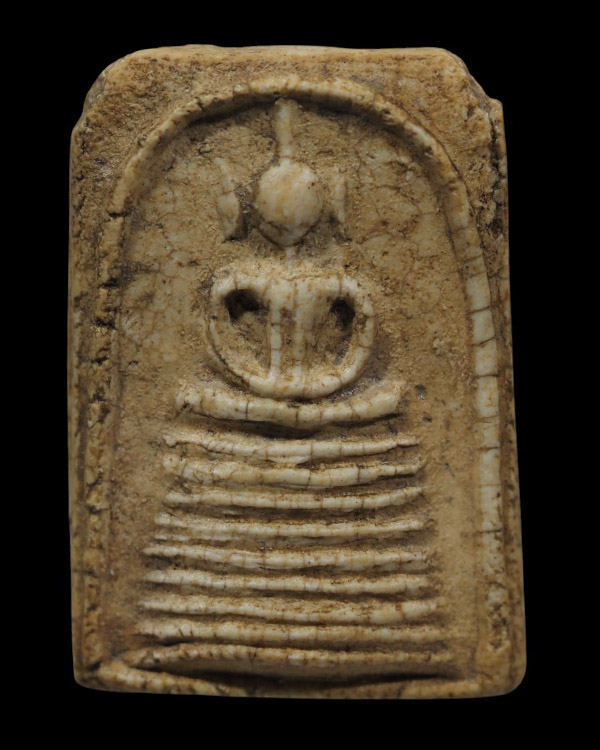 พระสมเด็จพิมพ์วัดเกศไชโย อกร่องหูบายศรี  ไม่ทราบที่  เนือหาจัด  พระมีซ่อม   องค์นี้เช่ามาเเจ้าของเดิ - 2