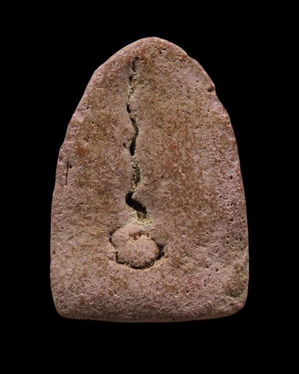 พระกรุ วัดเจ้ามูล ธนบุรี กรุงเทพมหานคร หลังยันต์อุ เนื้อว่านสบู่เลือด พิมพ์เล็บมือข้างรัศมี จัดสร้าง - 3