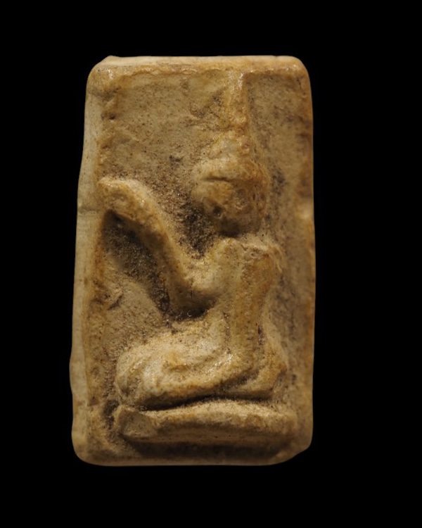 นางกวักเศียรแหลม หลวงปู่ดู่ วัดสะแก อยุธยา เนื้อปูนผสมผงเนื้อผงพุทธคุณผสมผงชันและน้ำมันยาง สร้างยุคต - 2