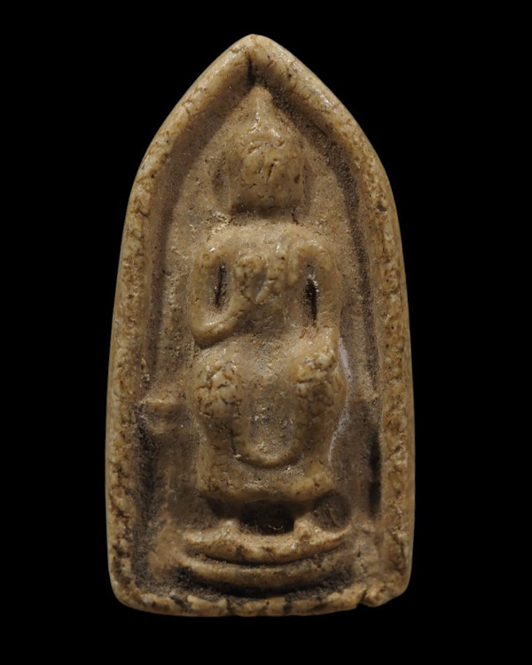 พระศิลาขาวเนื้อผง พิมพ์เล็ก หลวงพ่อเต๋ วัดสามง่าม พระศิลาขาวศักดิ์สิทธิ์ คู่แดนปฐมพุทธภูมิ หนึ่งในพร - 2