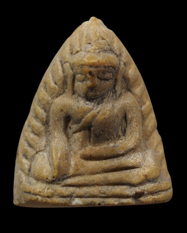 พระเนื้อผงพิมพ์หลวงพ่อโต บางกระทิง พิมพ์ใหญ่ พระเก่า ไม่ทราบที่  แต่เท่าที่ค้นหาข้อมูลเจอ พบว่าเล่นห - 2