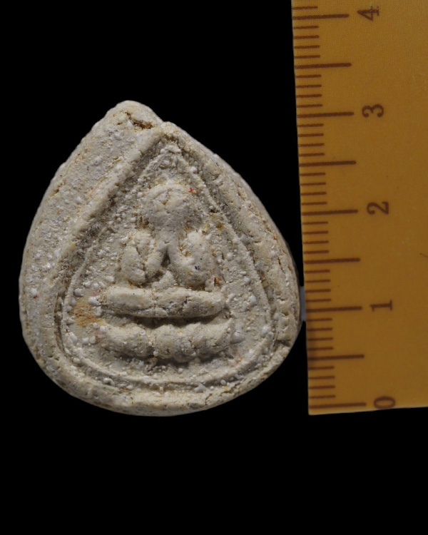 พระปิดตามีลาภ ยุคต้น หลวงพ่อแช่ม วัดดอนยายหอม จ.นครปฐม ปี 2514 - 4