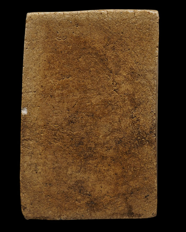 พระผงพิมพ์นางกวัก พิมพ์ใหญ่ซุ้มเรือนแก้ว พิมพ์สี่เหลี่ยม เนื้ัอเก่าจัด  ไม่ทราบที่ เจ้าของเดิมใส่ตลั - 3