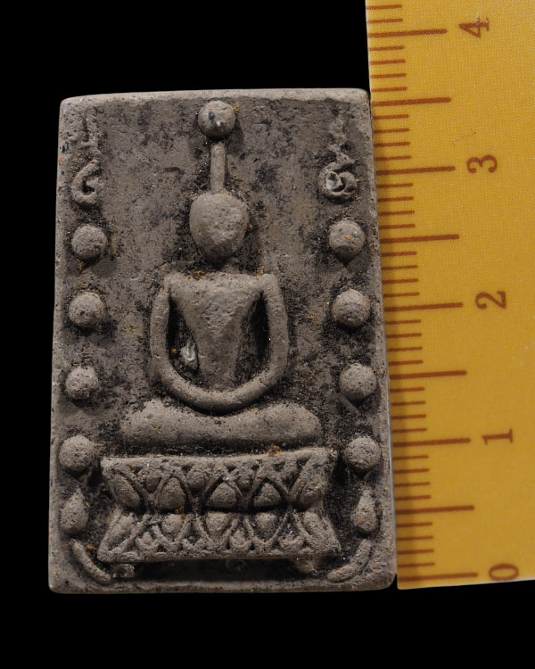 พระสมเด็จคู่ชีวิตล้างอาถรรพ์ พิมพ์ใหญ่ 2 อุ เนื้อเทา(ผงมหาจักรพรรดิ) หลังยันต์บรรจุตะกรุดเงิน วัดหลั - 4