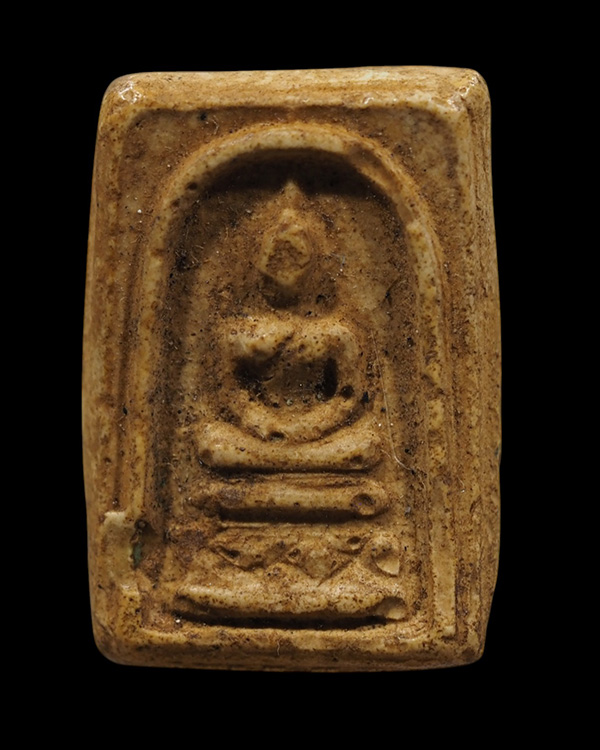 พระสมเด็จพิมพ์คะแนนฐานบัวฟันปลา ผงจักรพรรดิ์ ยุคต้น หลวงปู่ดู่ พรหมปัญโญ วัดสะแก จ.อยุธยา ปี 2507 หา - 2