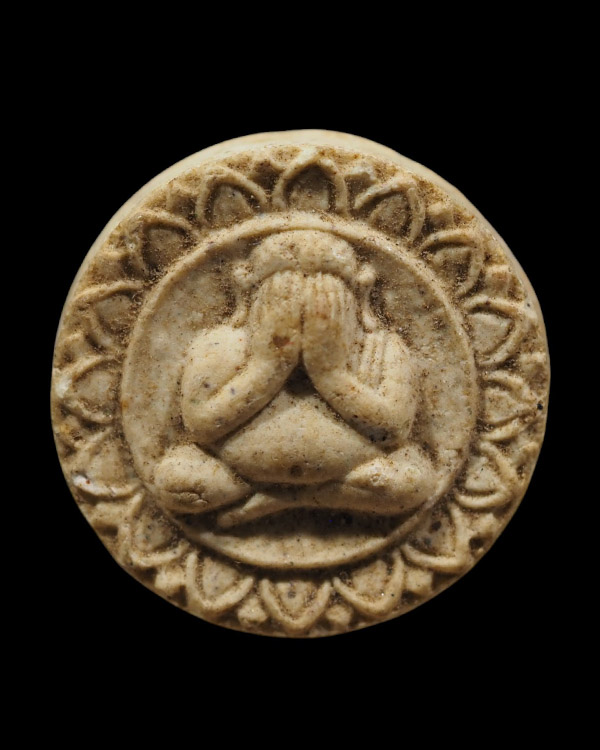 พระปิดตามหาลาภมหาเสน่ห์รุ่นแรก หลวงปู่ครูบากองคำ วัดดอนเปา จ.เชียงใหม่ ปี ๒๕๑๖ โดยมวลสาร ศักดิ์สิทธ - 2