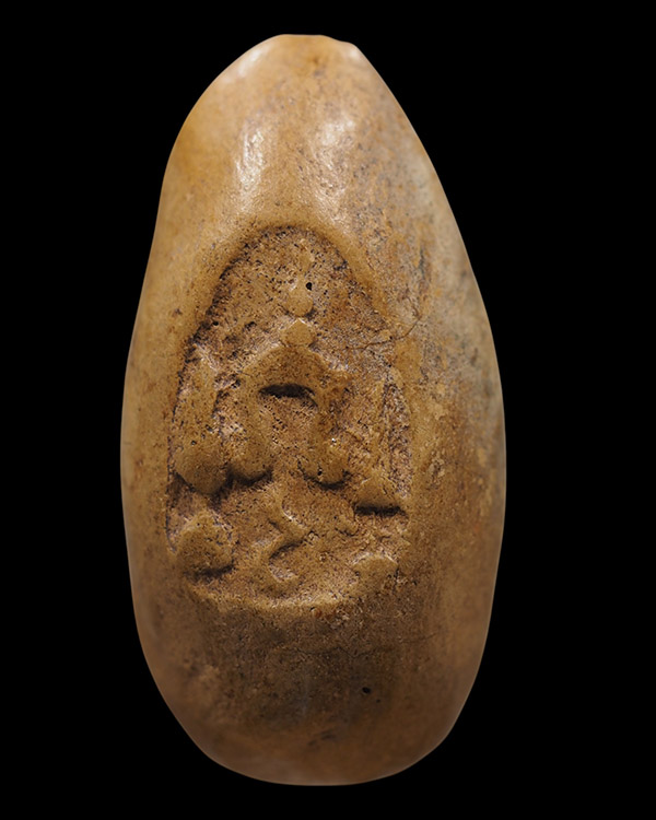 พระขุนแผนไข่ผ่าซีกพิมพ์ใหญ่ ของหลวงพ่อถิร วัดป่าเลไลยก์ สุพรรณบุรี สร้างจากเนื้อพระกรุเก่าของสุพรรณบ - 3