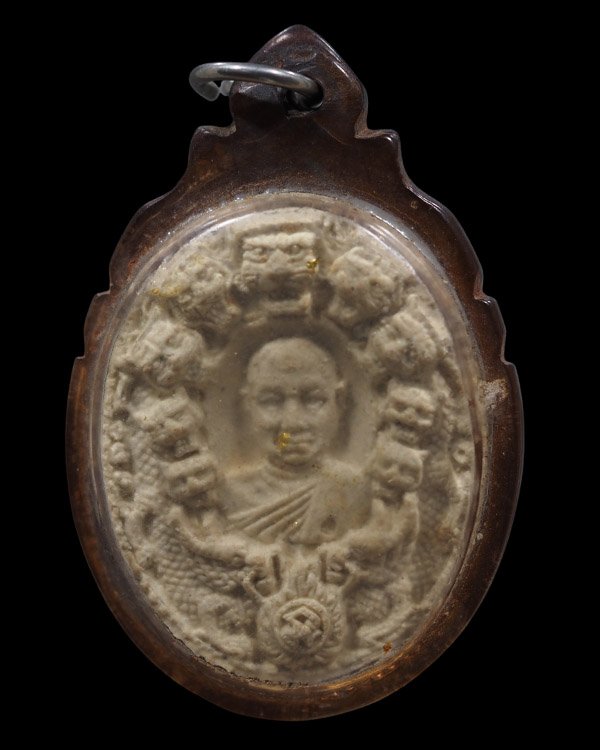 ผงรูปเหมือน ครูบาเจ้าเสือสมิงน้อย วัดดาวคนอง ธนบุรี กรุงเทพ รุ่น 9 ยอด เลี่ยมพร้อมใช้ - 5