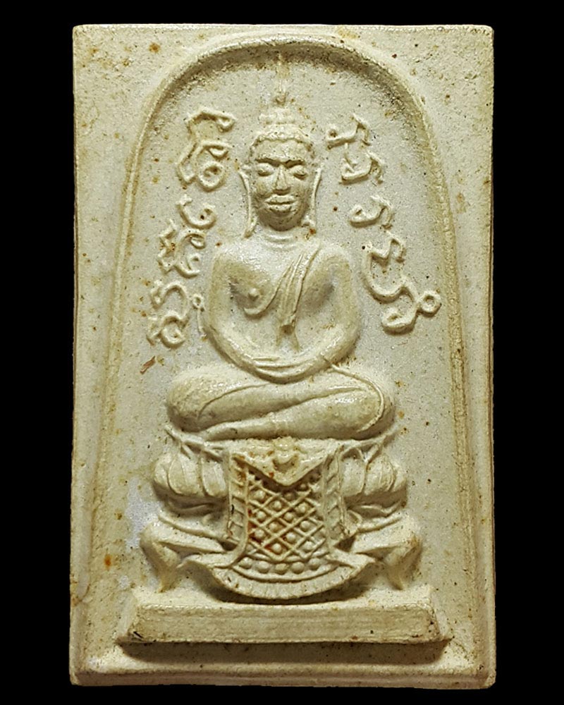 พระเจ้าในวิหาร หลวงพ่อเชื่อม วัดแก่นเหล็ก เพชรบุรี - 1