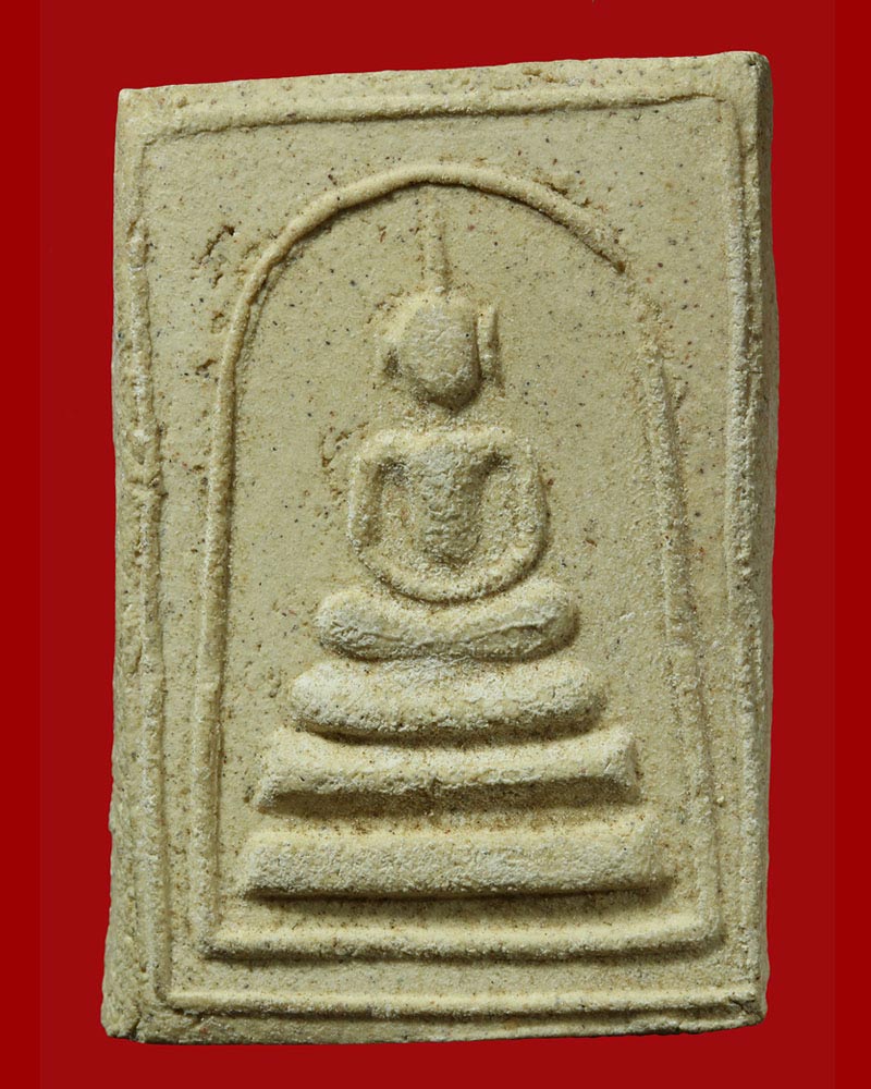 พระสมเด็จสามชั้นหลังธรรมาสน์ หลวงปู่เทียน วัดโบสถ์ ปี พ.ศ.2508 - 2