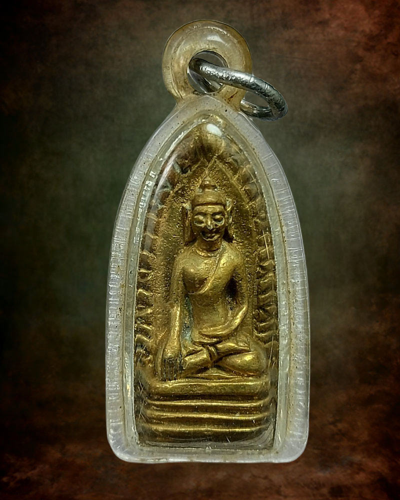 พระรอด หลวงพ่อเกษม เขมโก รุ่นชนะศึกชายแดน ปี 2528 - 2