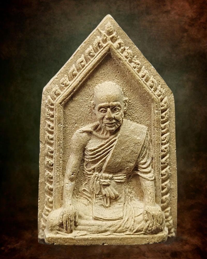 พระผงรูปเหมือนห้าเหลี่ยม หลวงปู่เหมือน วัดกำแพง จ.ชลบุรี่ - 2