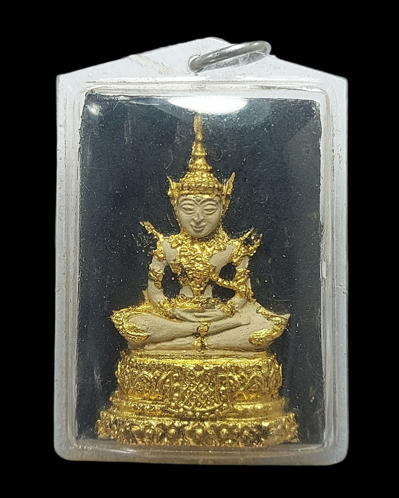 พระแก้วมรกต หลวงพ่อนอ วัดกลาง ท่าเรือ จ.อยุธยา - 2