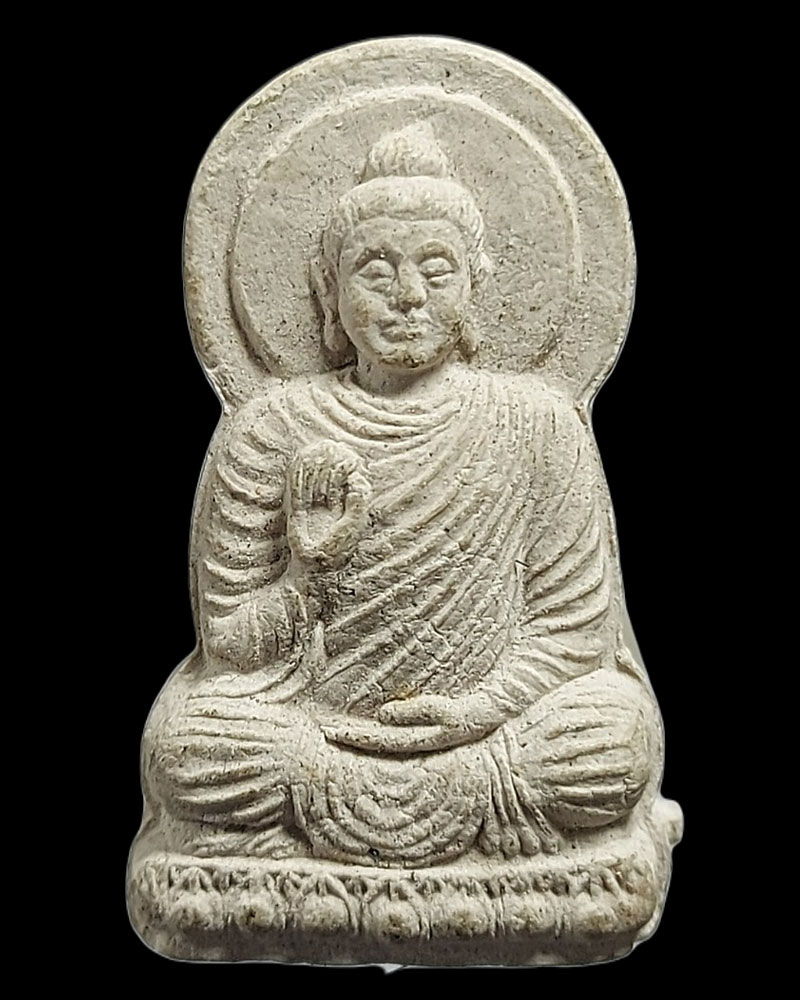 พระคันธารราฐ เนื้อผง มีเกศา - 2