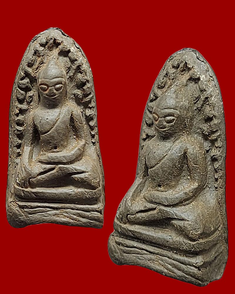 พระรอดลำพูน รุ่นรักชาติ  องค์ที่ 1 - 2
