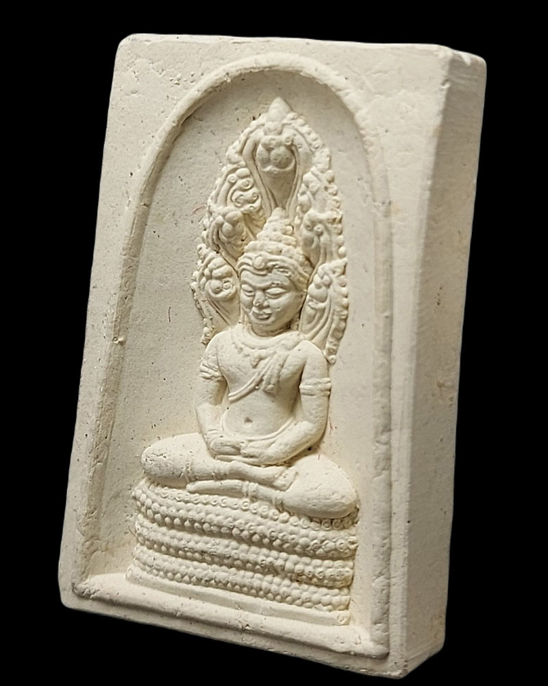พระผงนาคปรกรุ่นแรก หลวงปู่เลี้ยง วัดพานิชธรรมิการาม จ.ลพบุรี ปี 2528 - 2