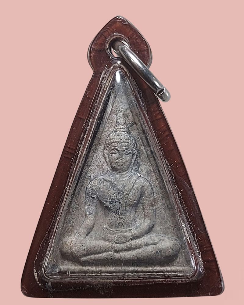 พระนางพญา วัดพระแท่นดงรัง เนื้อชินตะกั่วเก่าพื้นวิหารพระแท่น - 2