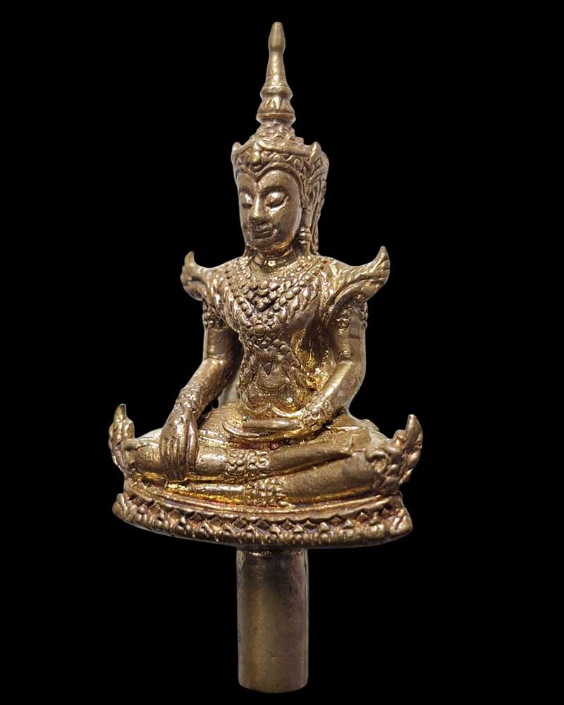 พระยอดธงทรงเครื่องจักรพรรดิ์ วัดโขงขาว จ.เชียงใหม่ - 2