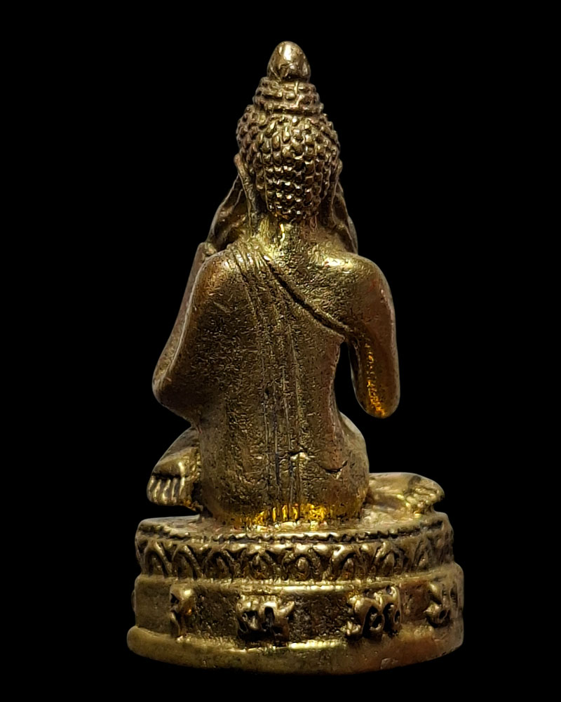 พระปิดเคราะห์ วัดสองพี่น้อง สุพรรณบุรี - 4