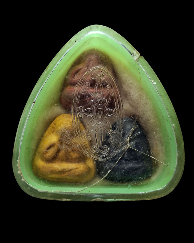 พระปิดตาไตรแก้ว   ผสมผงหลวงพ่อแก้ว วัดเครือวัลย์  - 5