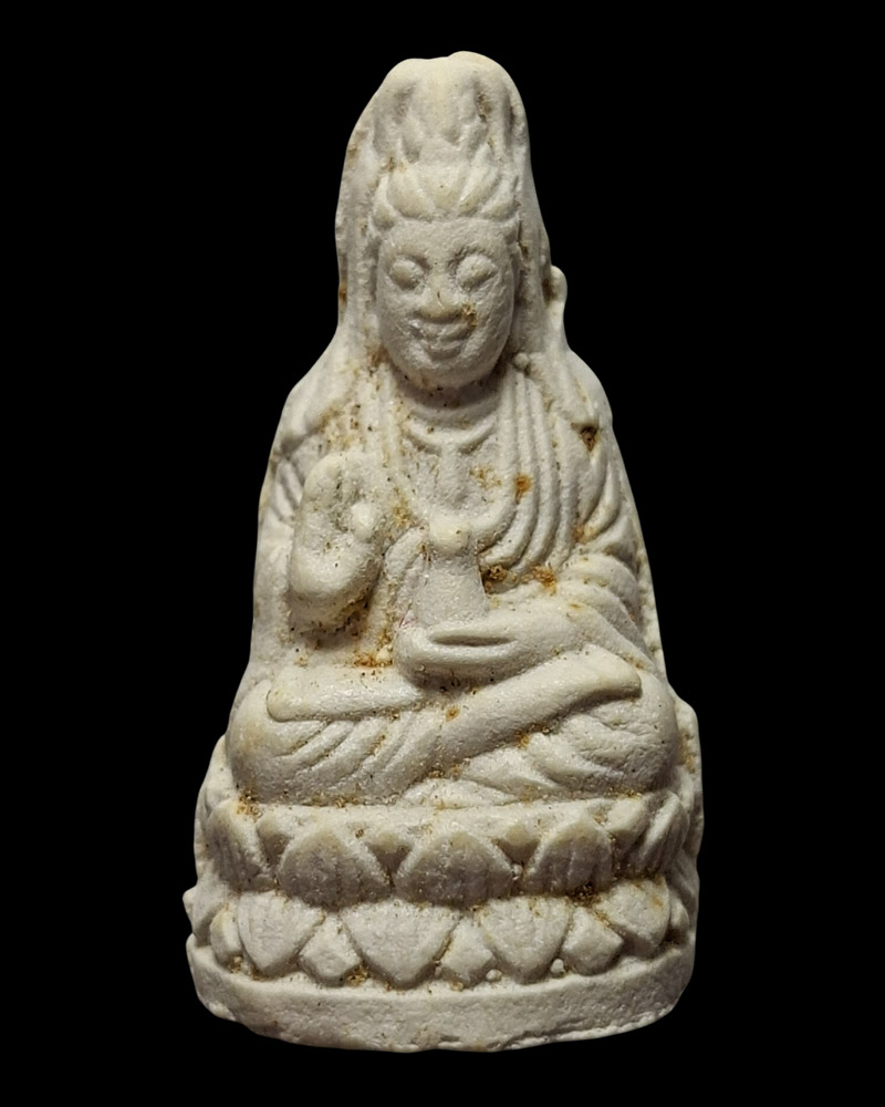 เจ้าแม่กวนอิม  พระนาคปรกเขียวมรกต  หลวงพ่อจรัญ วัดอัมพวัน สิงห์บุรี - 2