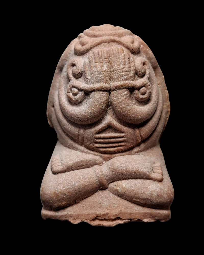 พระผงปิดตาราชาอุตตโม หลวงปู่หลอด ปโมทิโต วัดใหม่เสนานิคม - 2