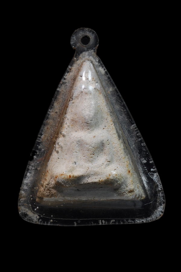 พระผงพิมพ์นางพญา ครับ สอบถาม